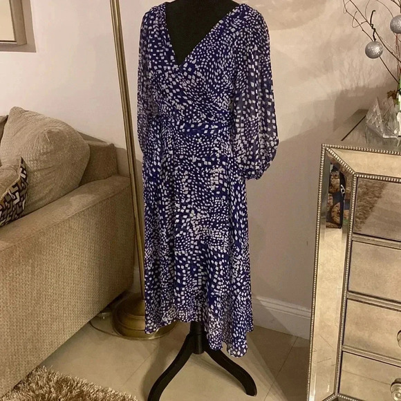 DKNY dress size 8 NWT - Picture 2 of 7